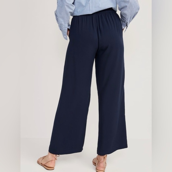 NWT! Navy High-Waisted Playa Soft-Spun Wide-Leg Pants - Multiple Sizes ♥️ - Picture 2 of 6